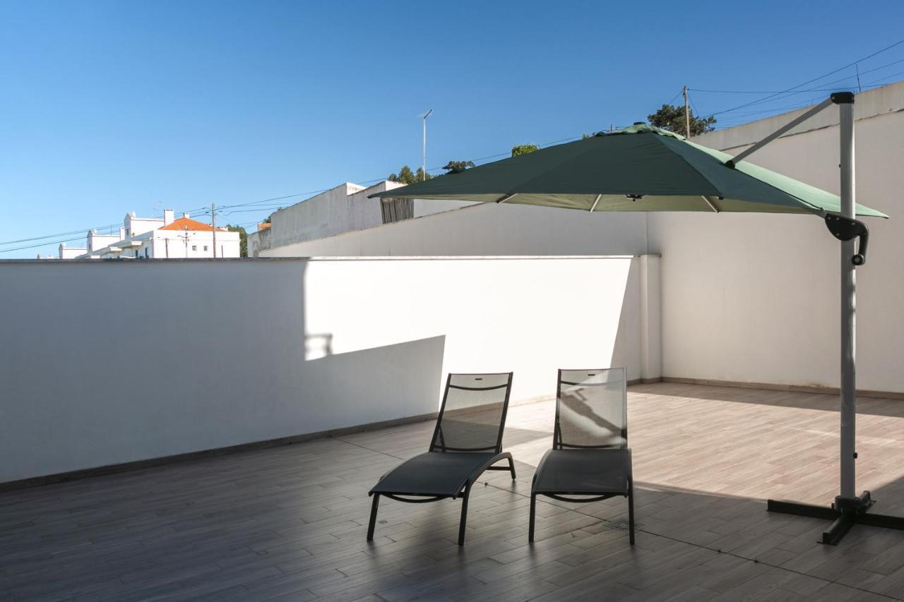 Zahra Place - Stylish Flat Nazare Bagian luar foto